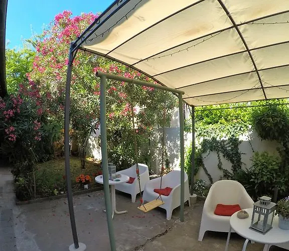 Biscuit ベッド・アンド・ブレックファスト *