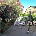 فندق مبيت وإفطار Biscuit *