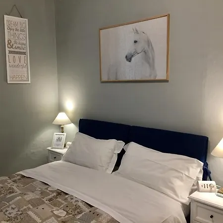 Biscuit Bed & Breakfast *