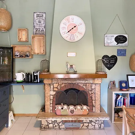 Biscuit Bed & Breakfast