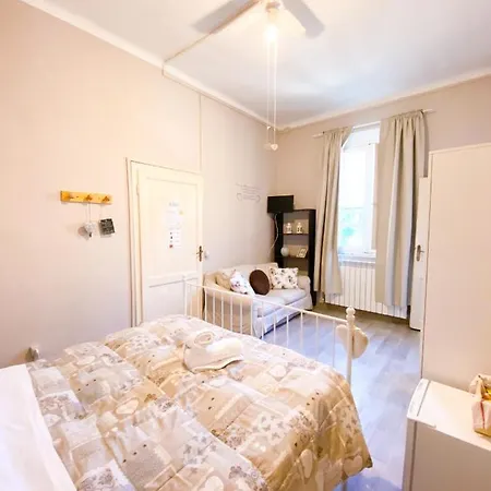 Bed & Breakfast Biscuit *