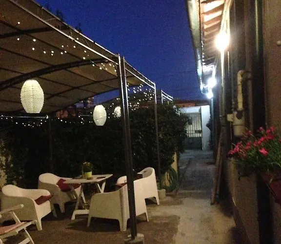 לינה וארוחת בוקר Biscuit פיזה