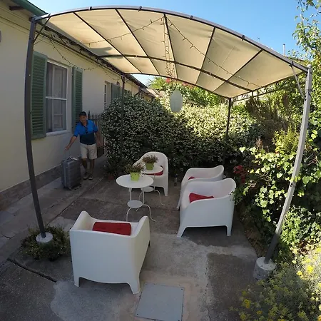 Biscuit Nocleg ze śniadaniem *